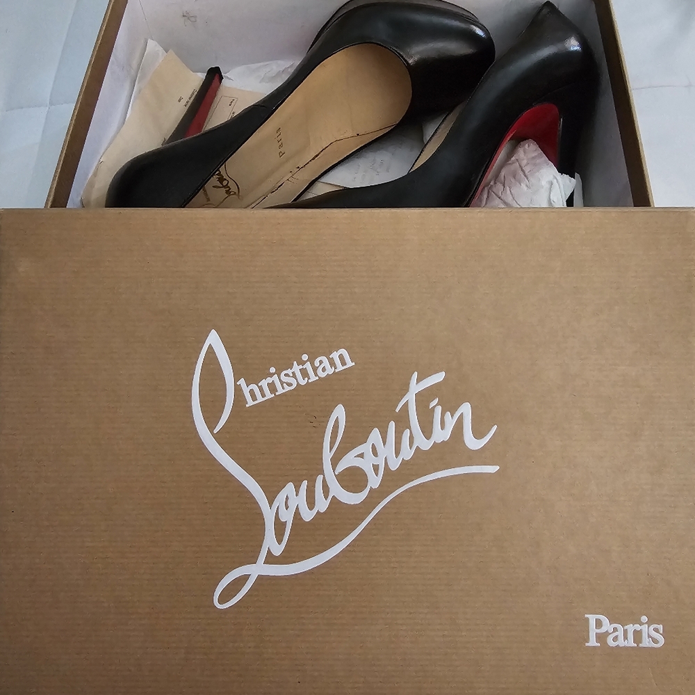 Christian Louboutin Platform Pump, Size 39, Black